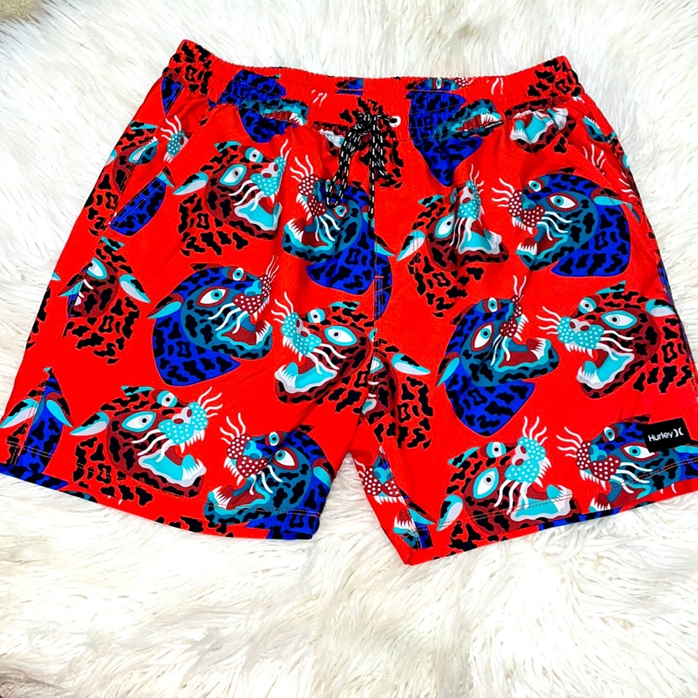 Hurley men’s board shorts 17” leopard head
